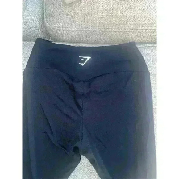 gymshark capri leggings black medium EUC - Picture 7 of 7